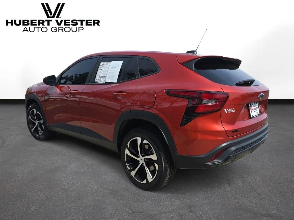 2024 Chevrolet Trax RS - Photo 9