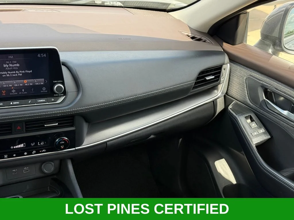 Used 2023 Gray Nissan SV image 22