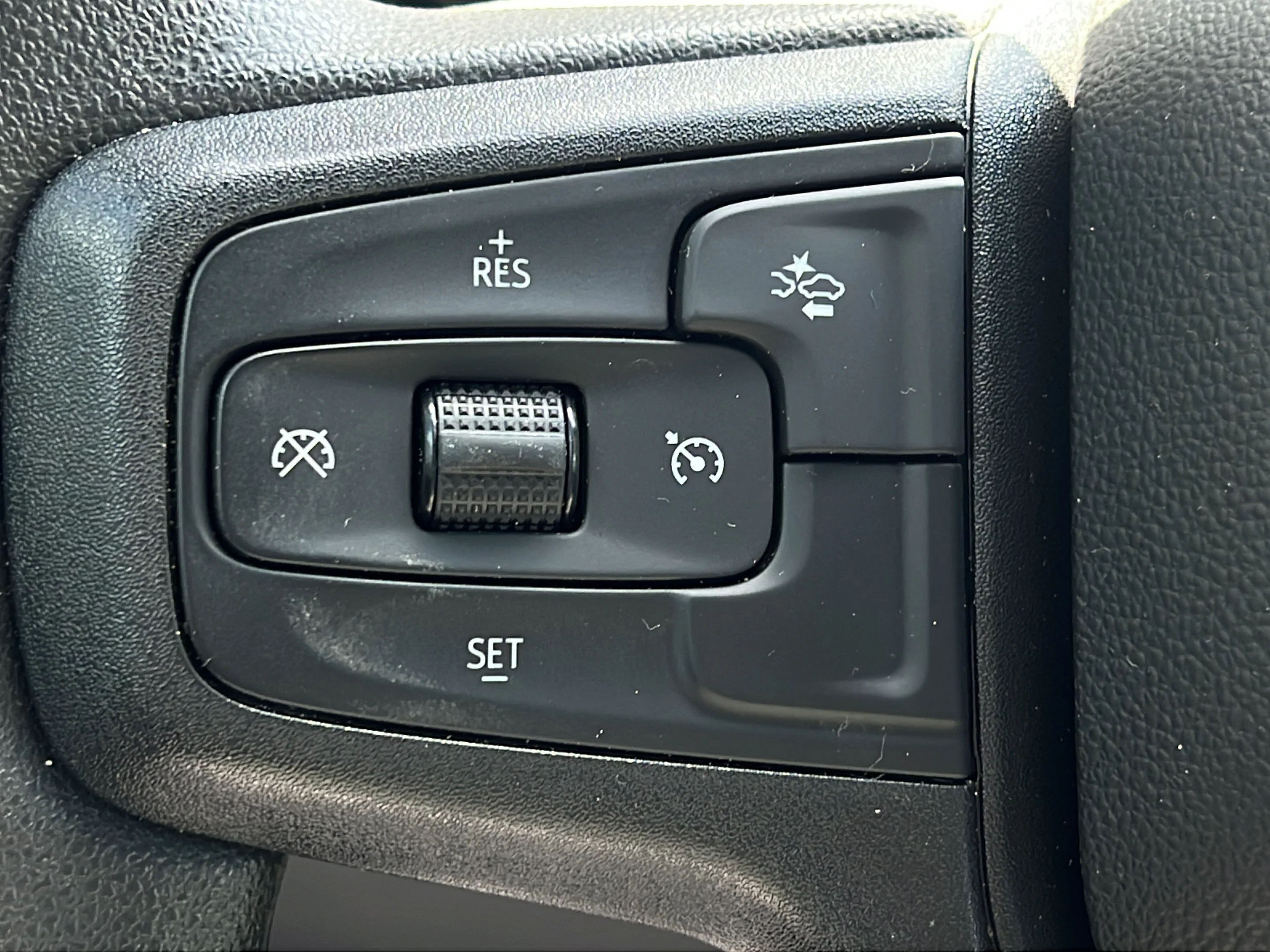 Used 2025 Black Chevrolet Custom image 18