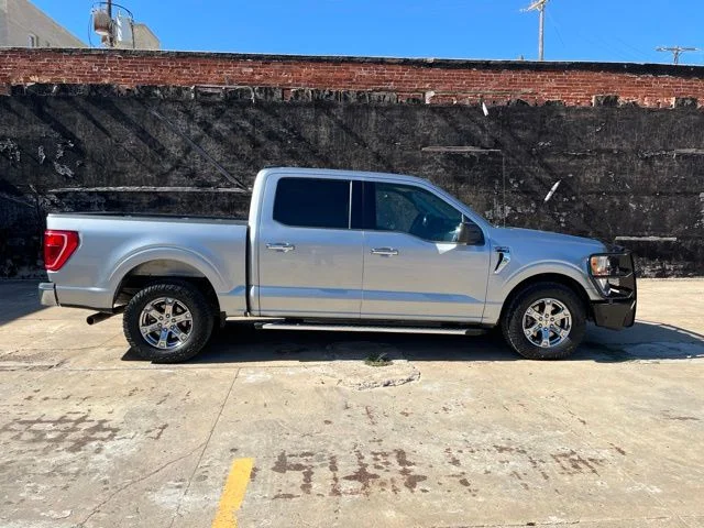 Used 2023 Silver Metallic Ford XLT image 9