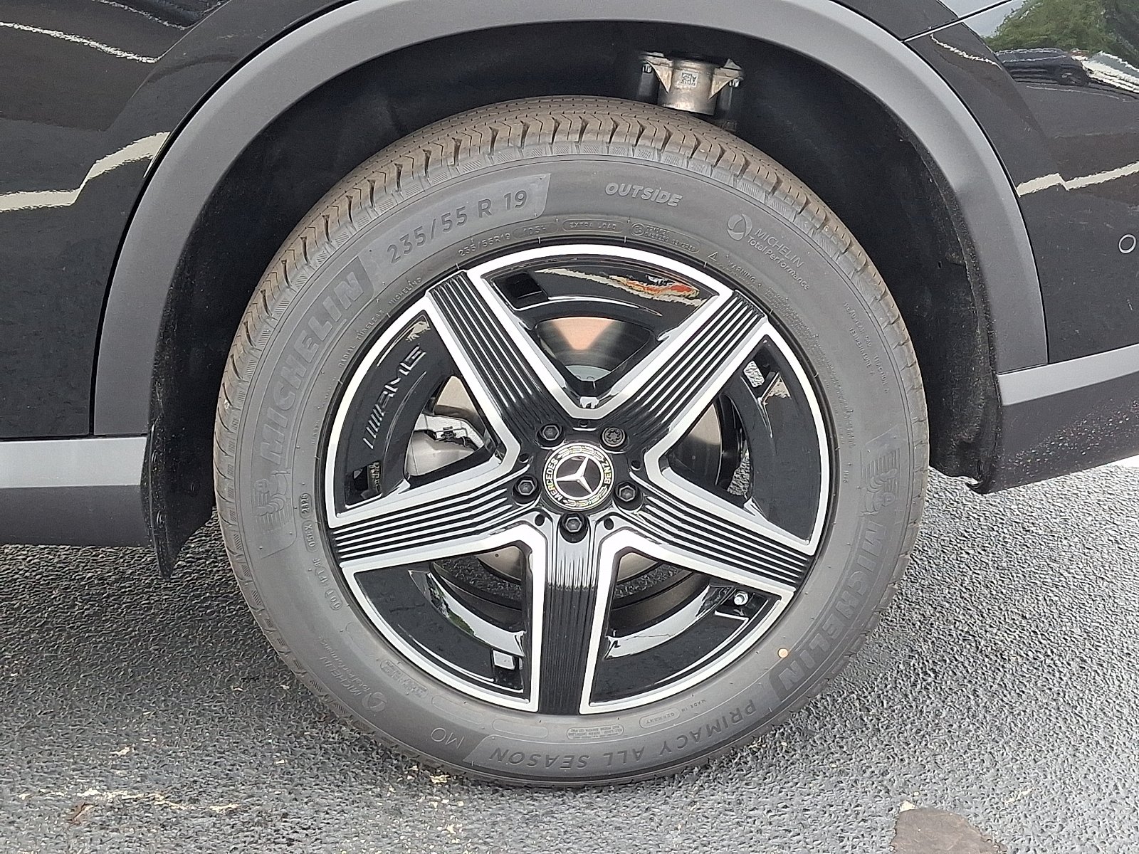 New 2027 Obsidian Black Metallic Mercedes-Benz GLC 300 image 7