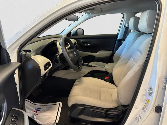 Used 2023 White Honda LX image 10