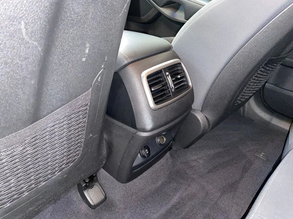 Used 2019 Silver Kia LX image 13