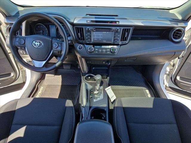 Certified Used 2018 ICE CAP Toyota XLE image 13