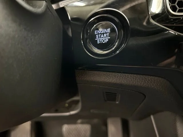 Used 2022 Silver Honda EX image 10