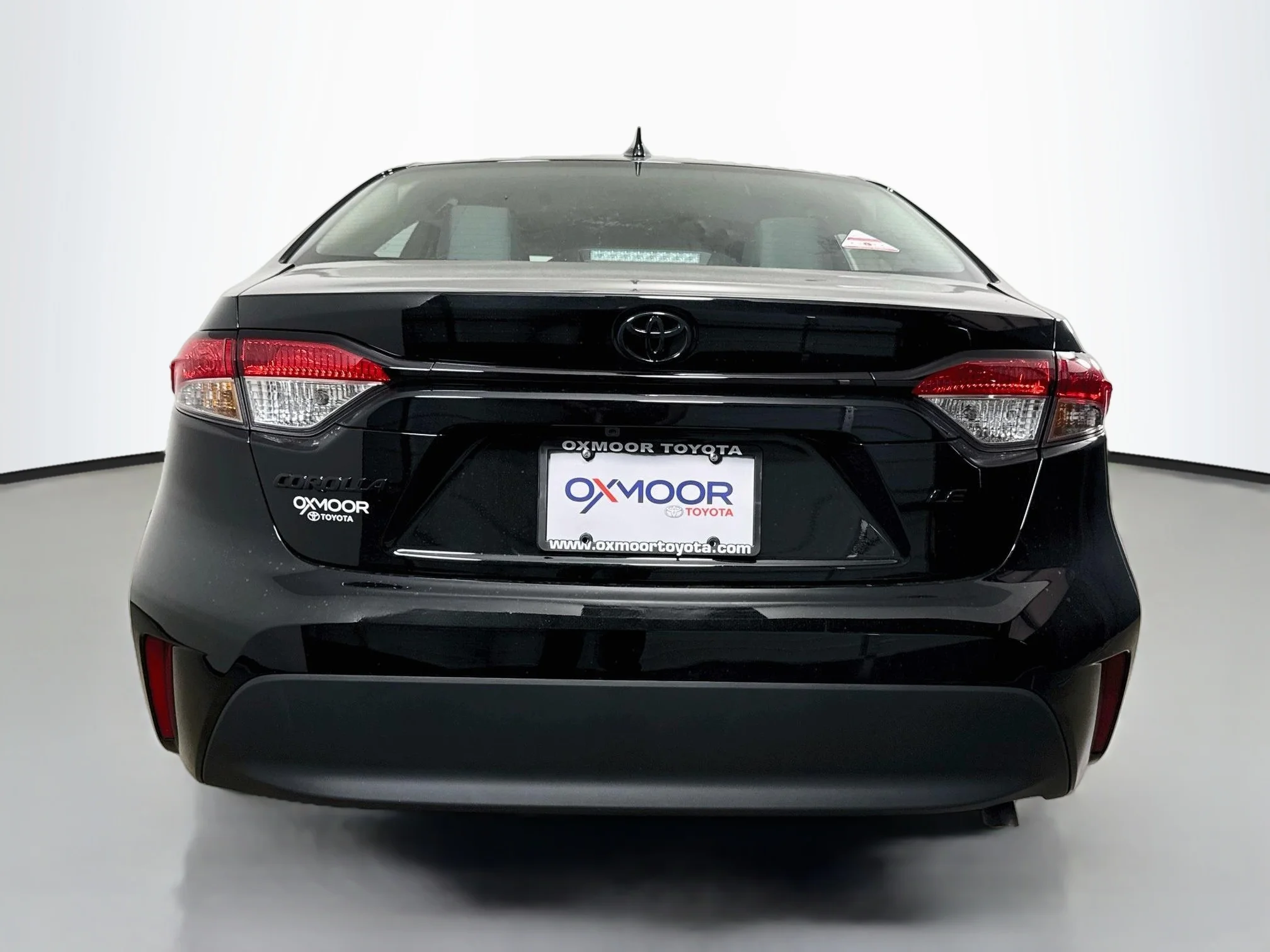 New 2027 Inked Toyota LE image 6