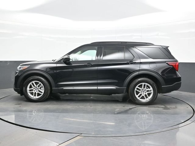 Used 2025 Black Ford Active image 4