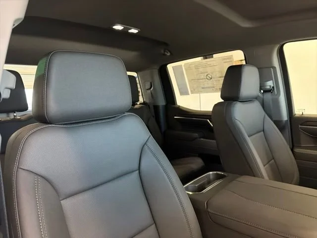 2026 GMC Sierra 1500 SLT - Photo 24
