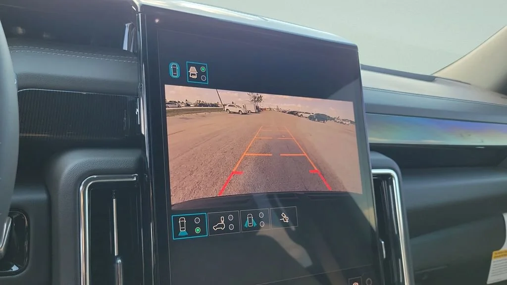 New 2026 Titanium Rush Metallic GMC Elevation image 17