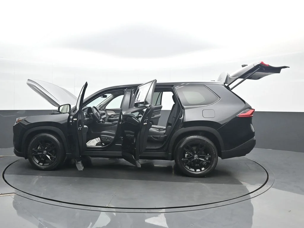 Used 2024 Black Toyota Platinum image 38