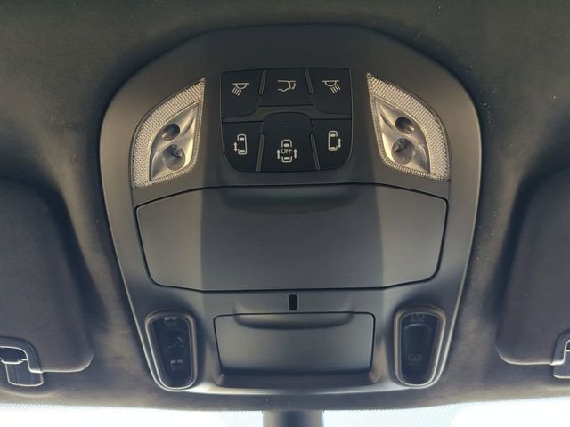 New 2026 Bright White Clear-Coat Exterior Paint Chrysler Pinnacle image 27