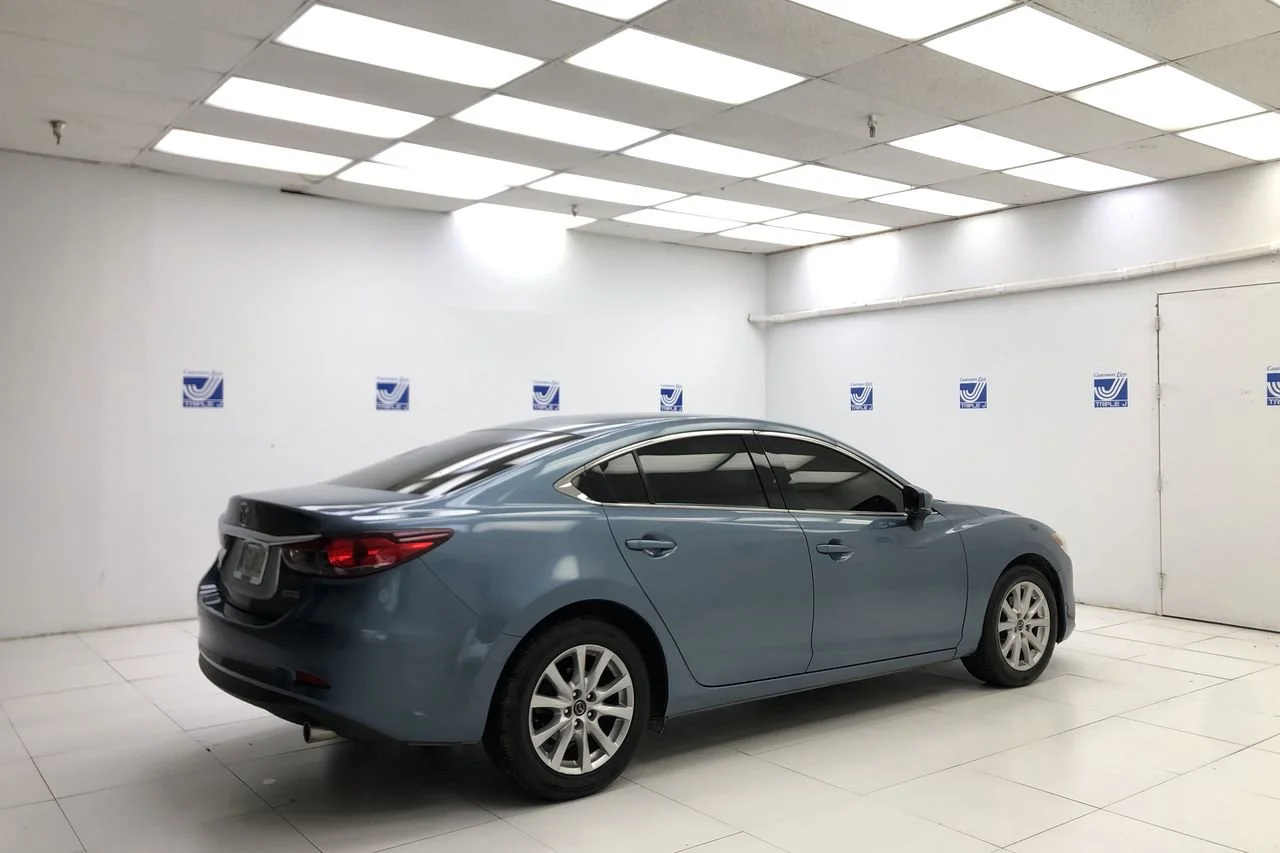Used 2017 Deep Crystal Blue Mazda Sport image 9