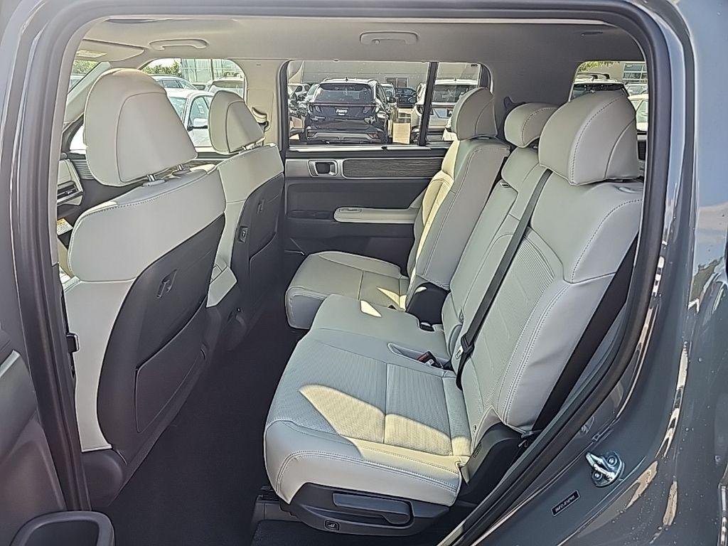 2026 Hyundai Santa Fe Limited - Photo 30