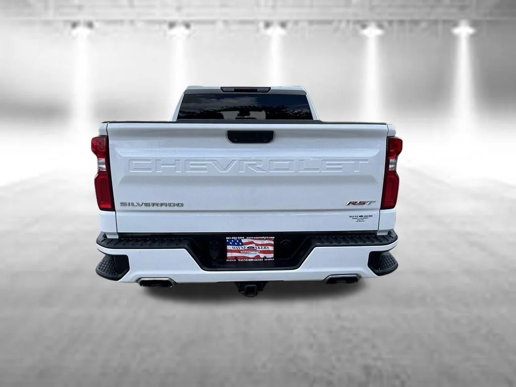Certified Used 2022 Summit White Chevrolet RST image 5