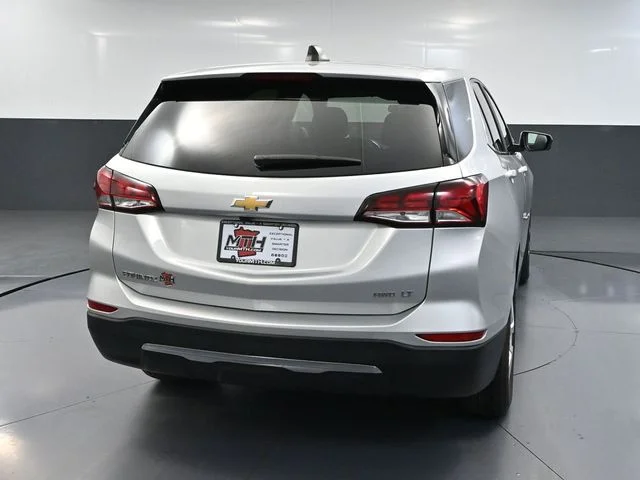 Used 2022 Silver Chevrolet LT image 6
