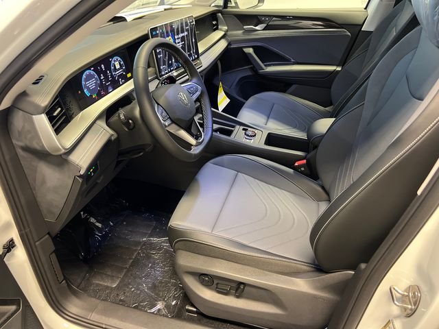 New 2026 White Volkswagen 2.0T SE image 7