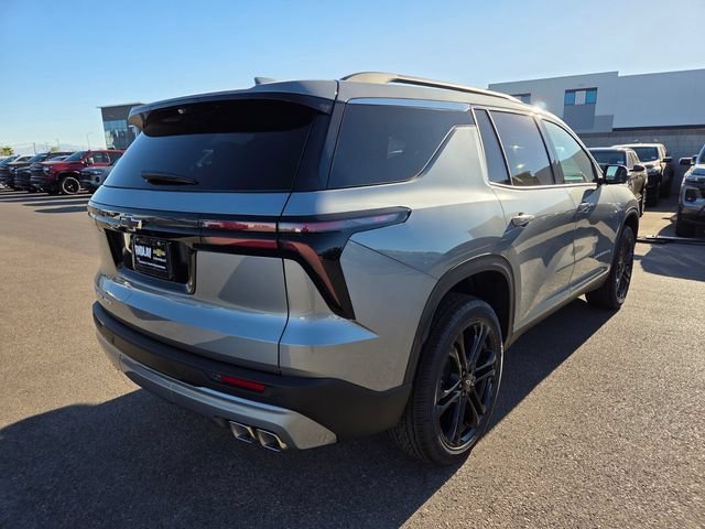 2027 Chevrolet Traverse LT - Photo 4