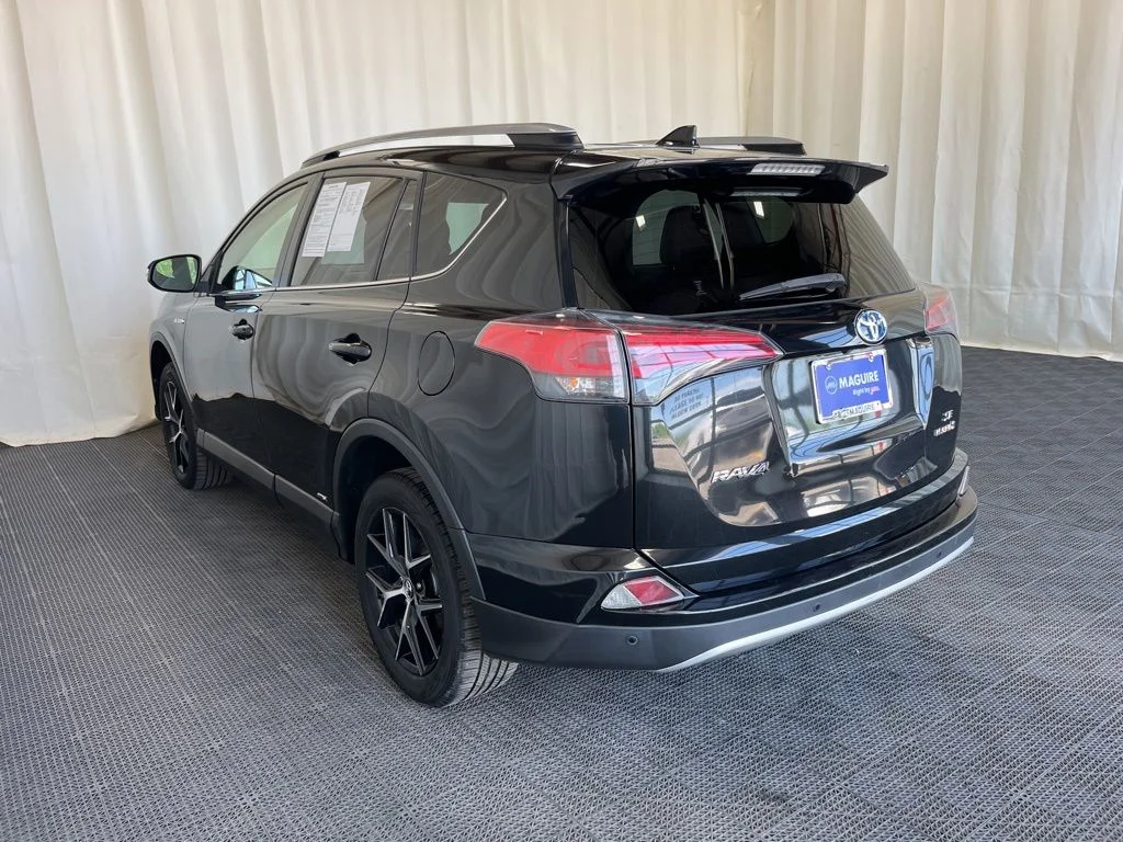 Used 2018 Black Toyota SE image 29