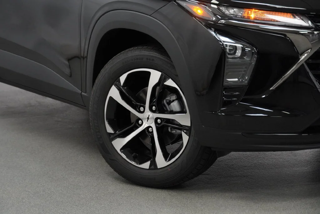 New 2026 Mosaic Black Metallic Chevrolet 1RS image 8