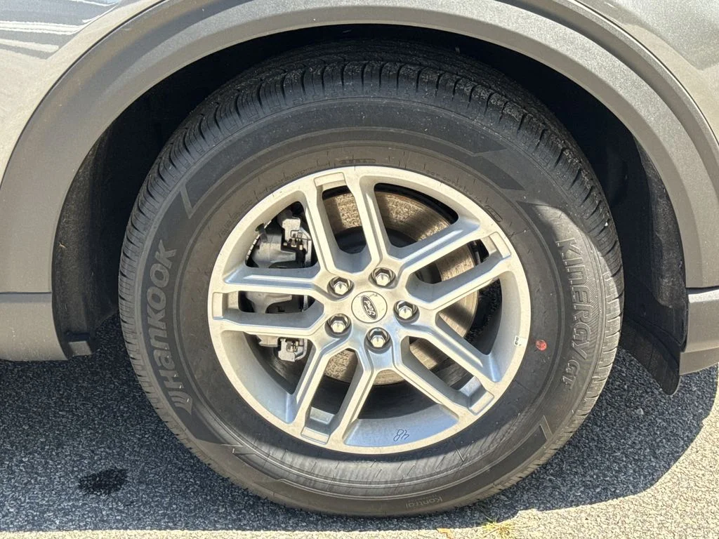 New 2026 Gray Ford Active image 12