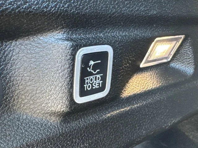 Used 2023 Red Jeep Limited image 15