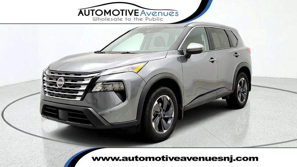 Used 2026 Boulder Gray Pearl Nissan FWD SV *Ltd Avail* image 1