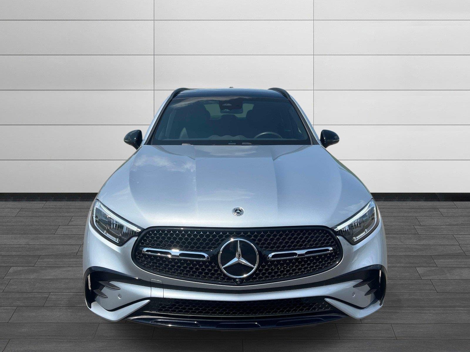Used 2026 Cirrus Silver Metallic Mercedes-Benz GLC 300 image 8