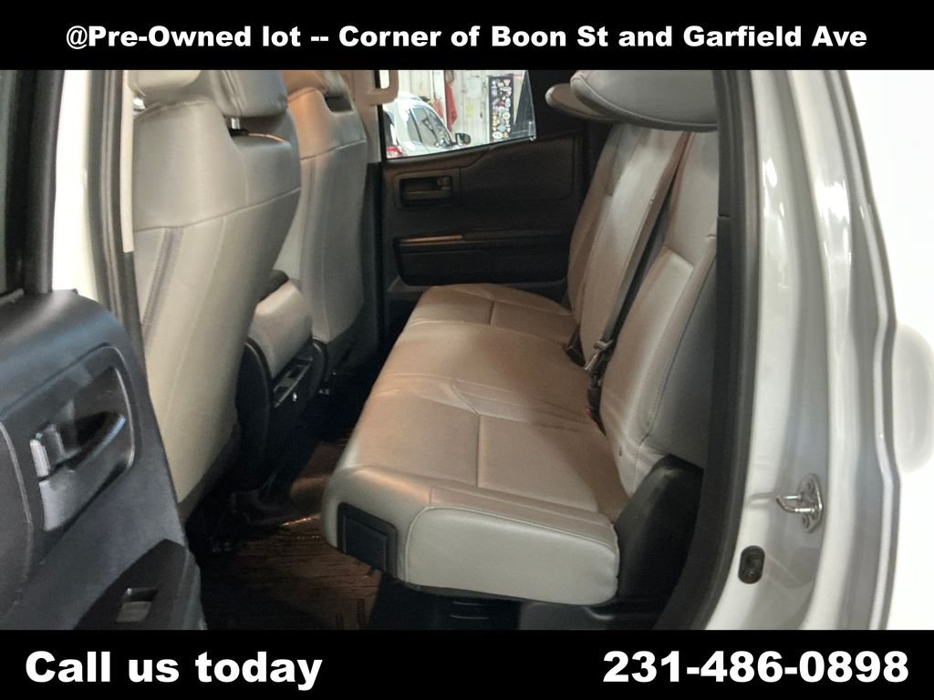 Used 2017 White Toyota SR image 27