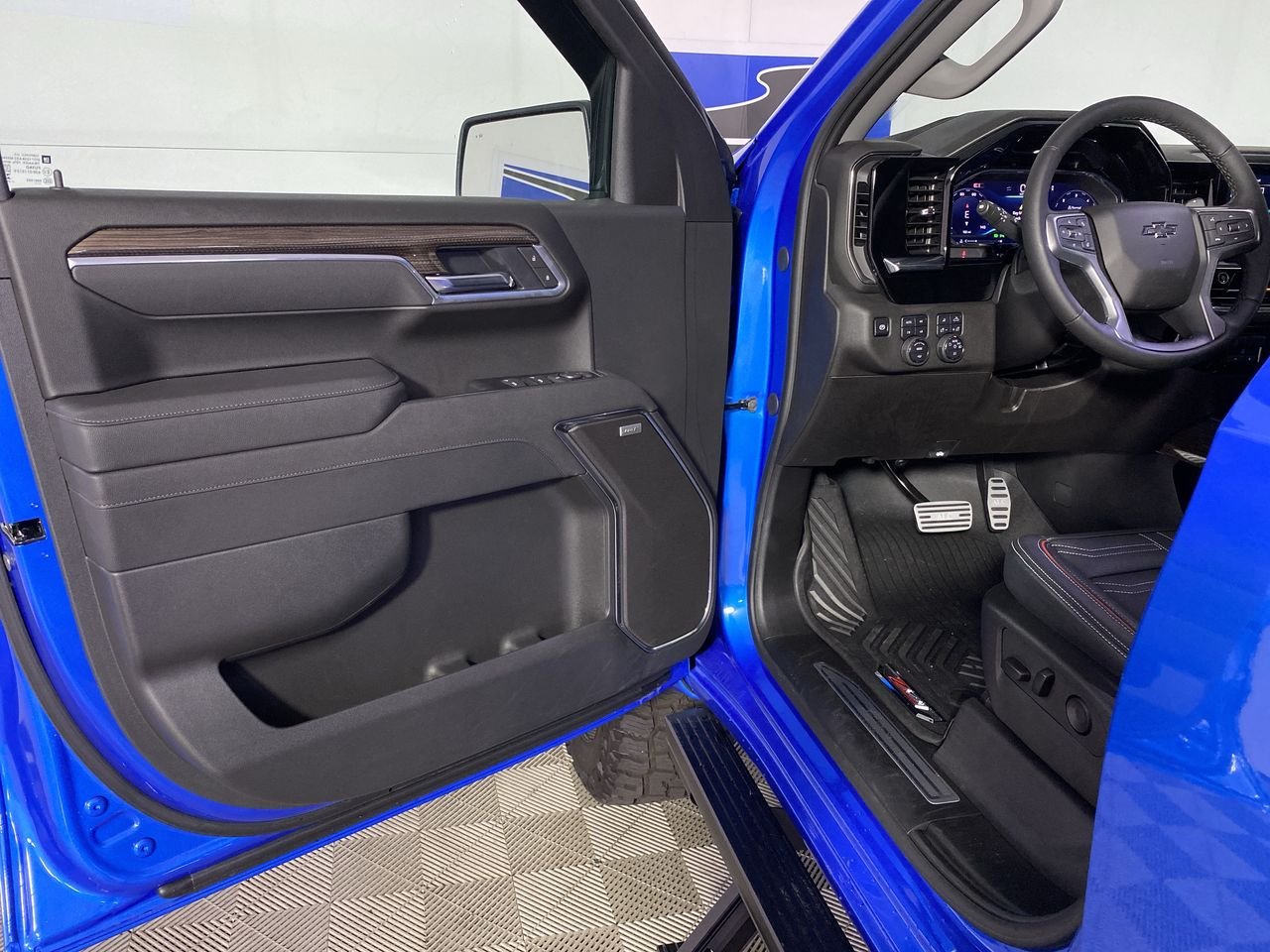 2025 Chevrolet Silverado 1500 RST - Photo 72