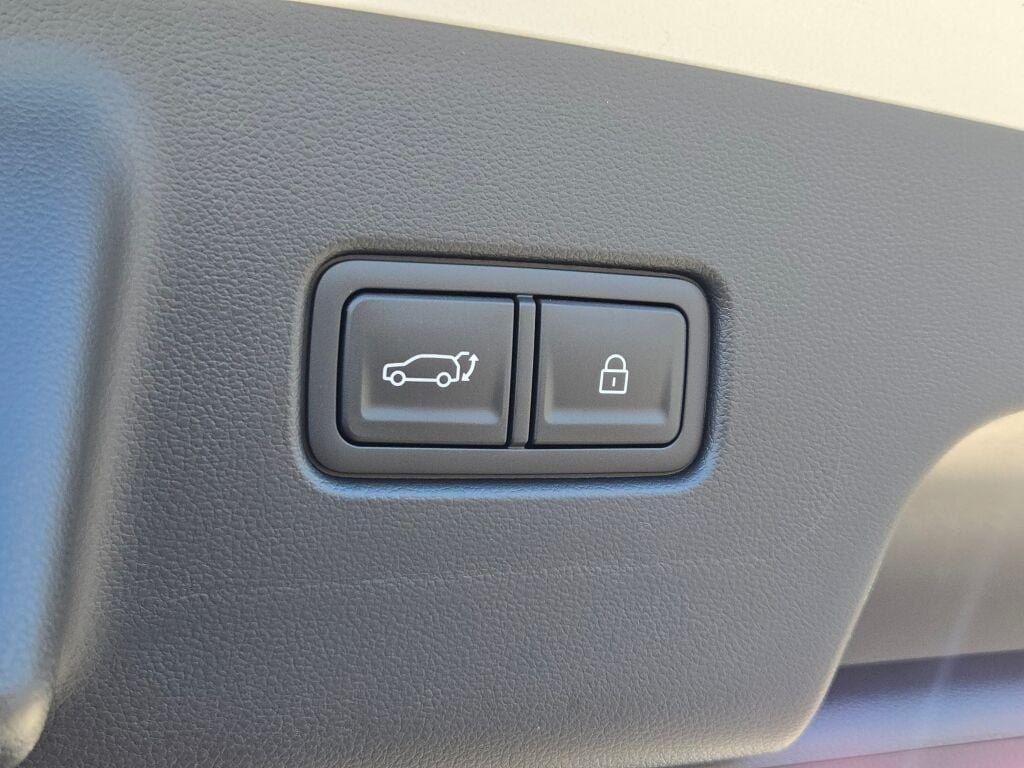 New 2026 White Hyundai Calligraphy AWD image 20