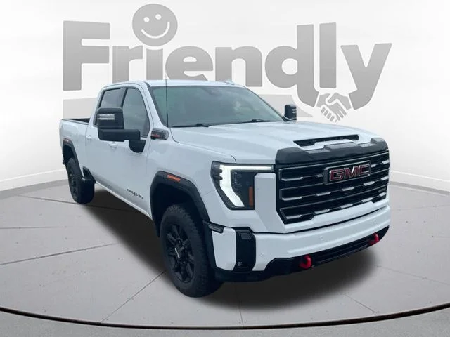 Used 2025 White GMC AT4 image 3