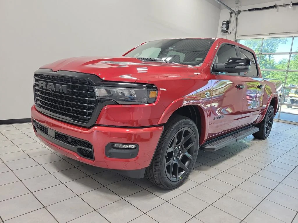 New 2026 Molten Red Pearl-Coat Exterior Paint RAM Laramie image 3