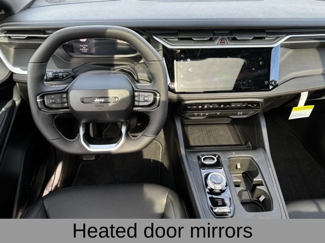 New 2026 Diamond Black Crystal Pearl-Coat Exterior Paint Jeep Overland image 17