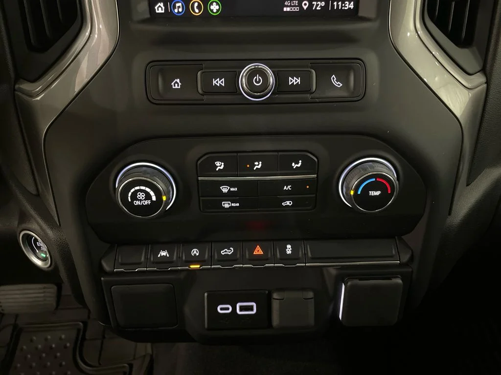 Used 2024 Summit White Chevrolet Custom image 18