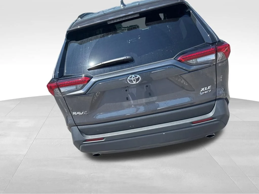 Used 2025 Gray Toyota XLE image 9