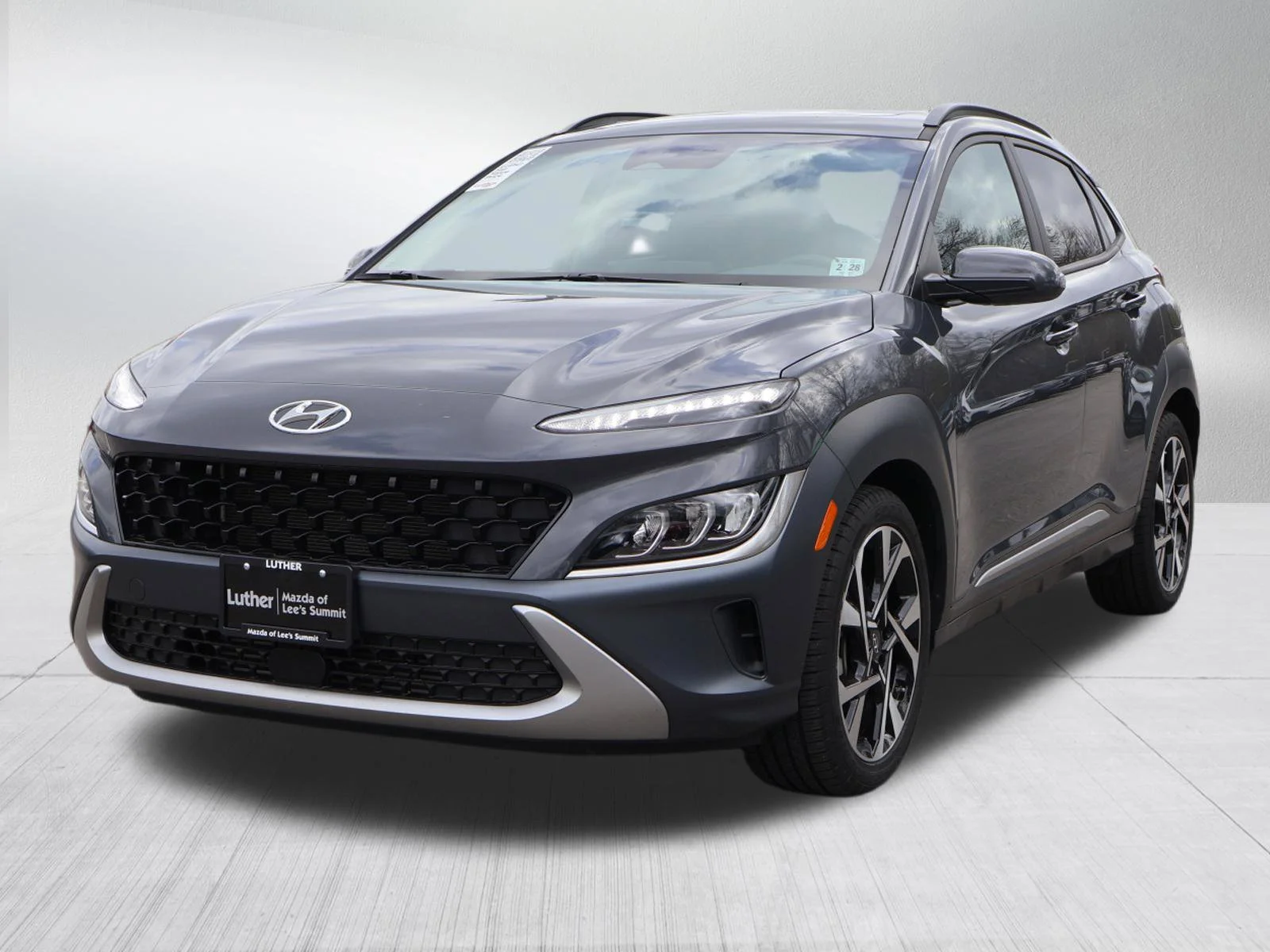 Used 2023 Ecotronic Gray Hyundai Limited image 3