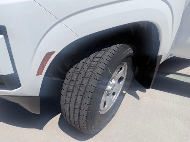 New 2026 Glacier White Nissan King Cab® S image 32