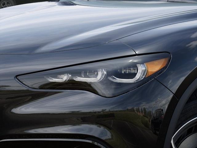 New 2025 Vulcano Black Metallic Exterior Paint Alfa Romeo  image 42