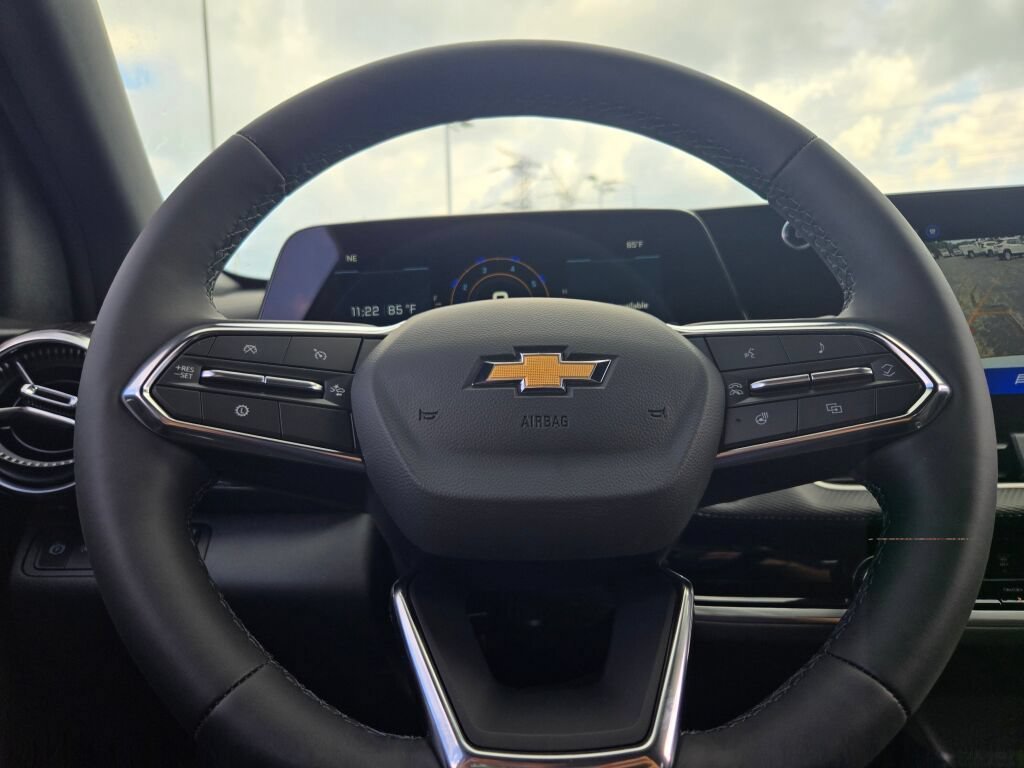 2027 Chevrolet Equinox LT - Photo 26