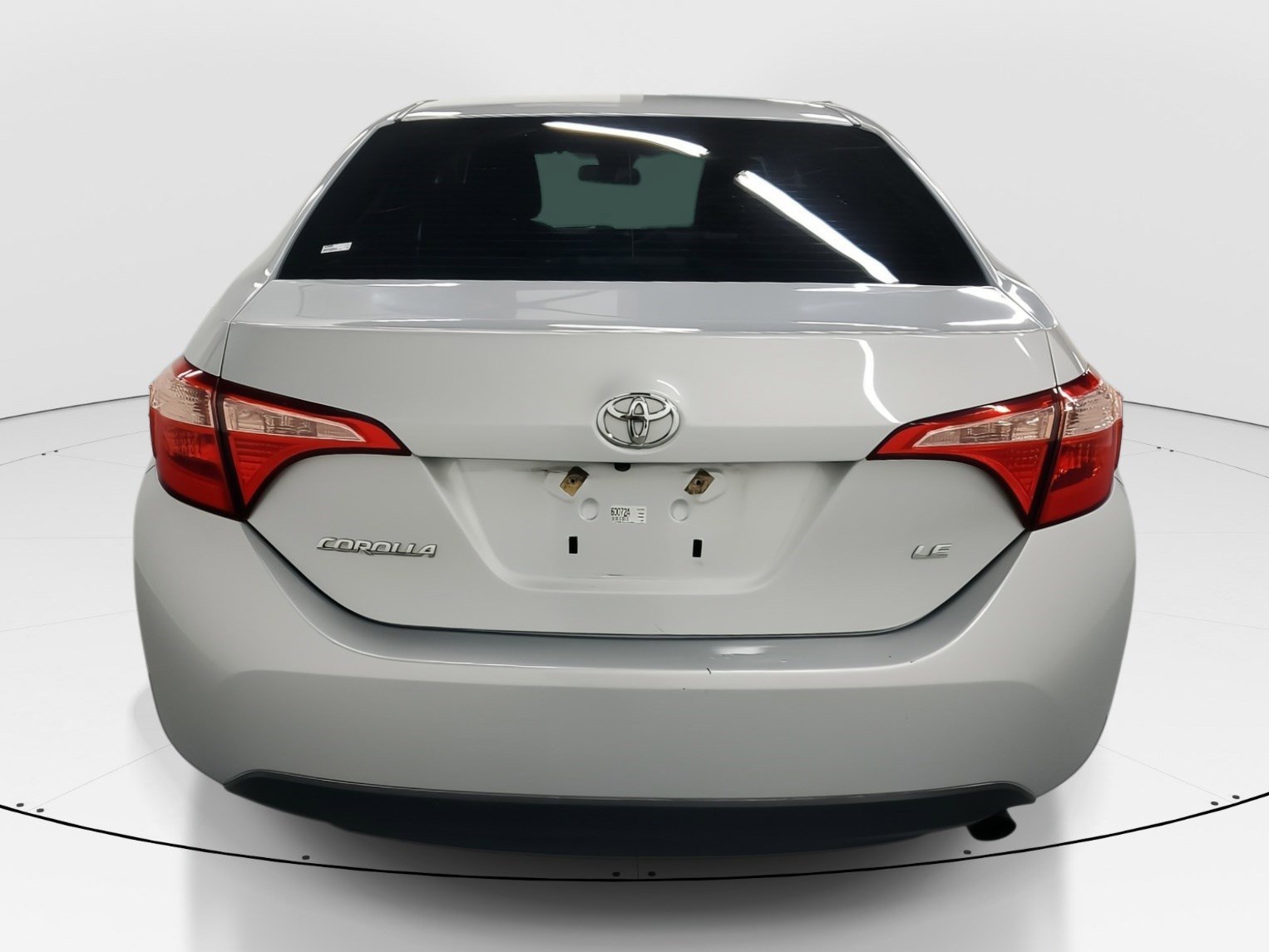 Used 2019 Classic Silver Metallic Toyota LE image 6
