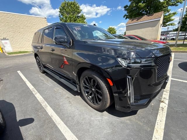 2022 Cadillac Escalade ESV 4WD Sport's photo