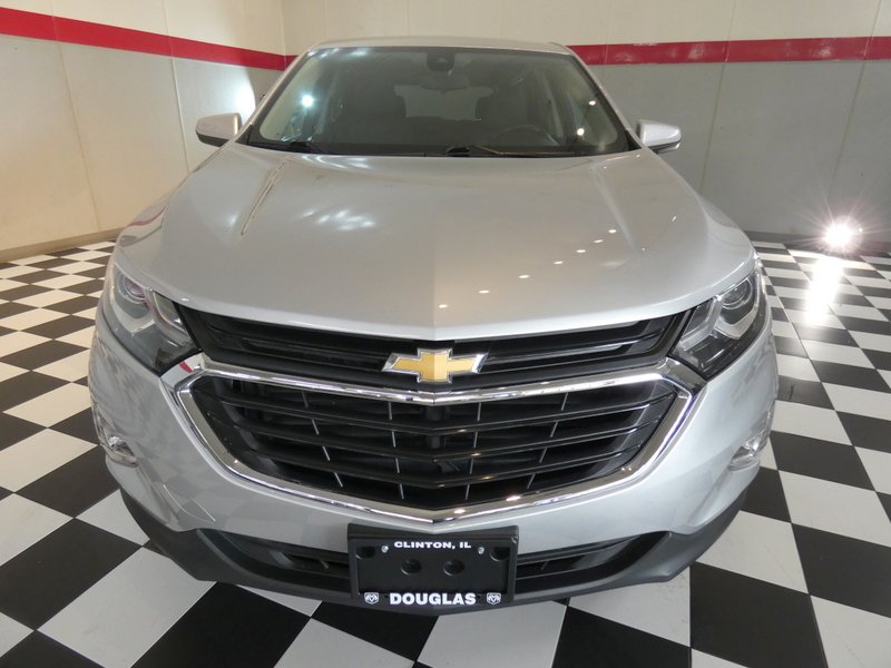 Used 2020 Chevrolet Equinox 2FL with VIN 2GNAXJEV1L6108219 for sale in Clinton, IL
