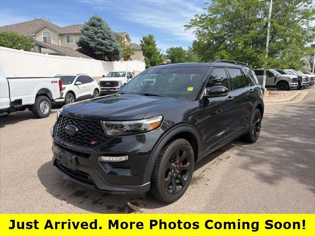 2023 Ford Explorer ST 4WD's photo