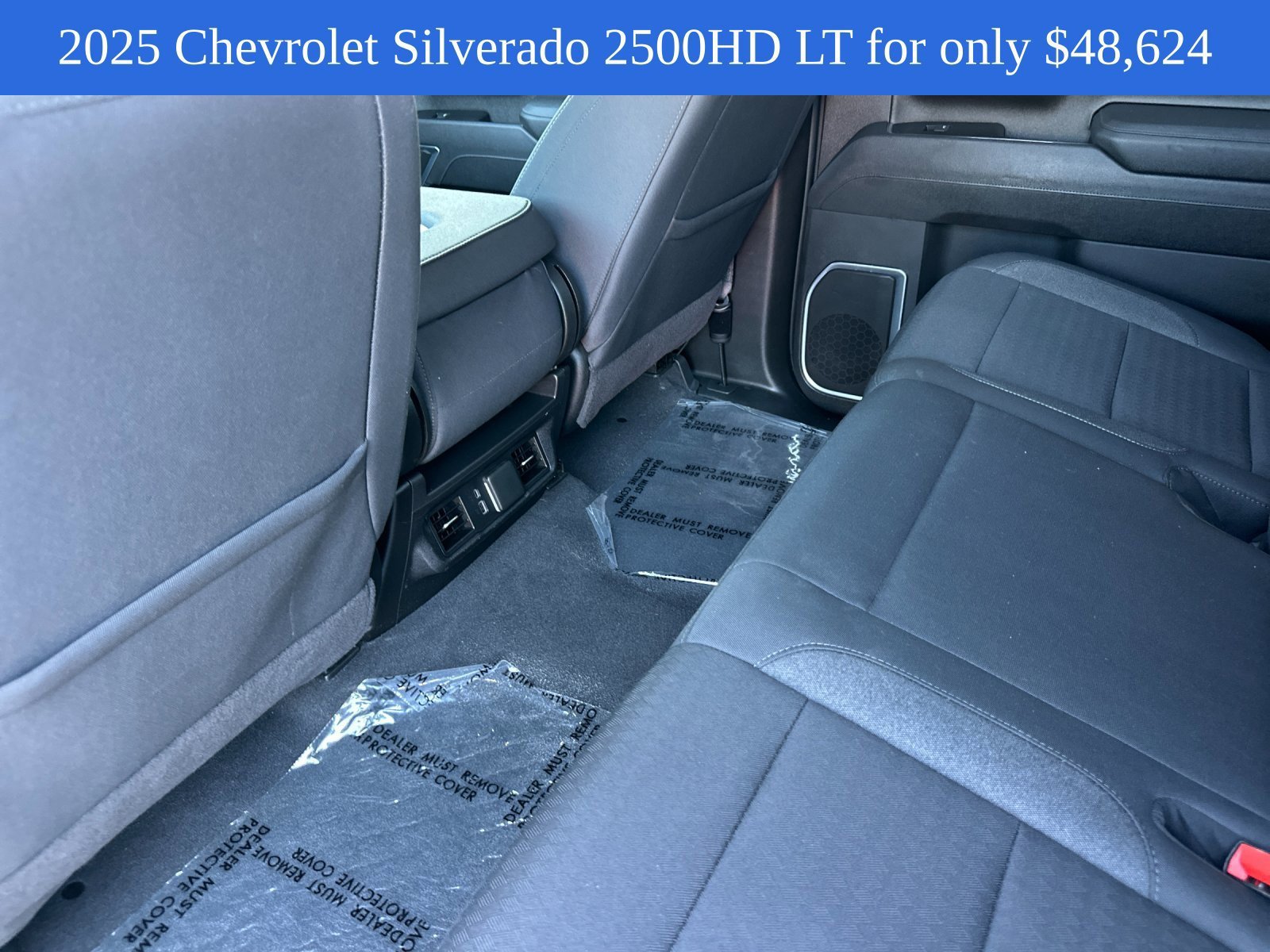 Used 2025 Summit White Chevrolet LT image 13