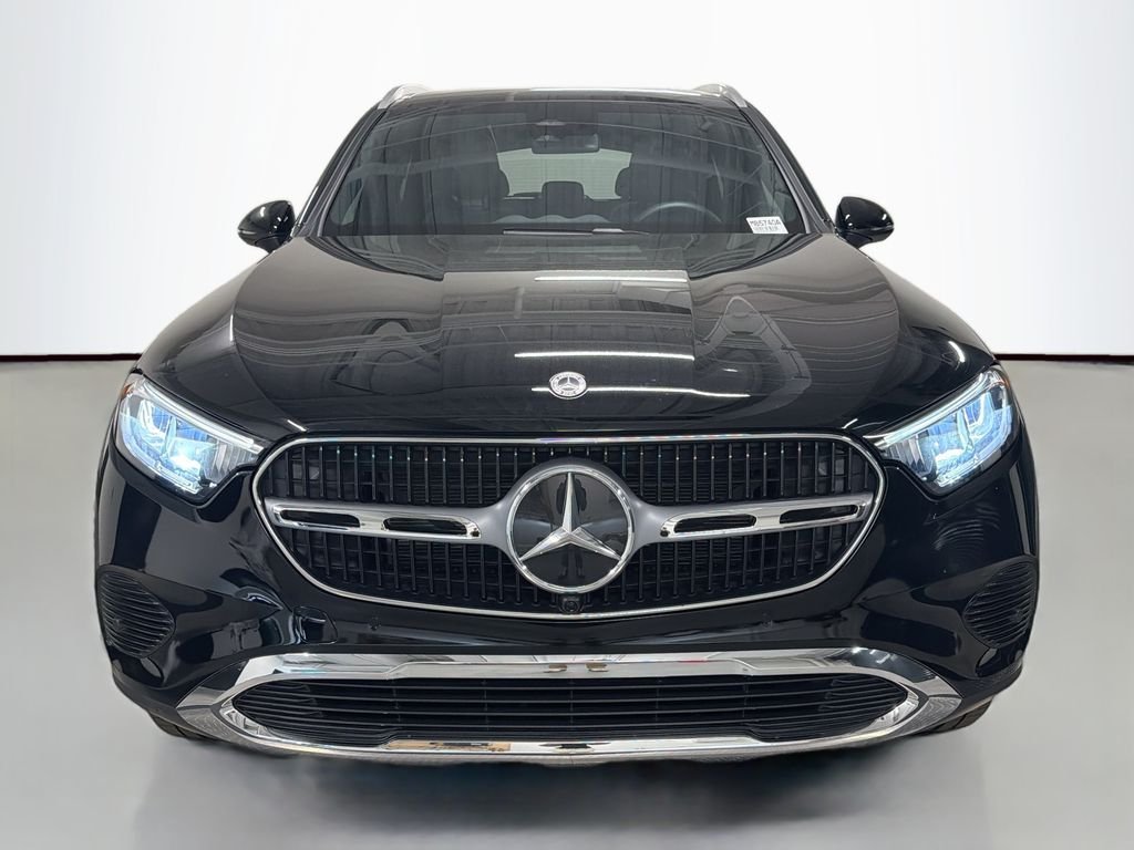 Used 2025 Black Mercedes-Benz GLC 300 image 6