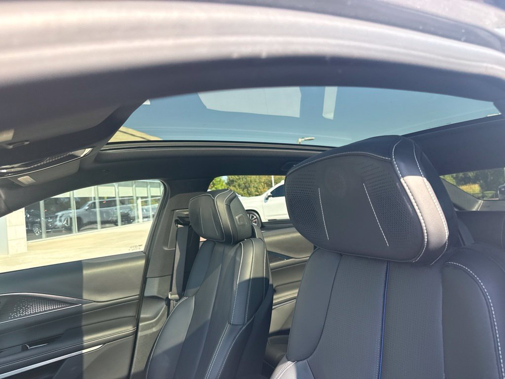 Used 2023 Gray Cadillac Luxury image 8