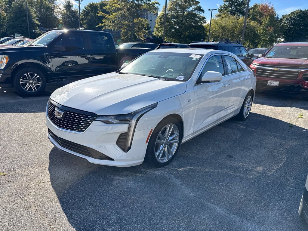 2024 Cadillac CT4