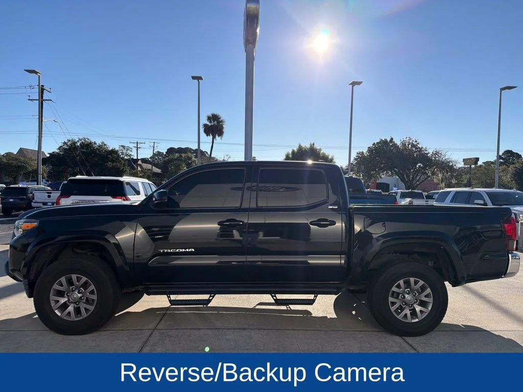 Used 2019 Black Toyota SR5 image 3