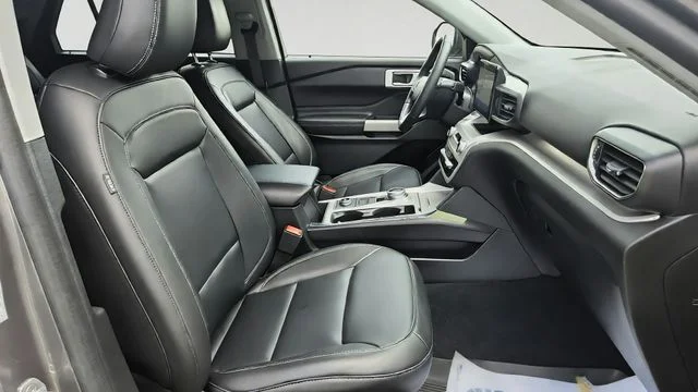 Certified Used 2023 Gray Metallic Ford XLT image 24
