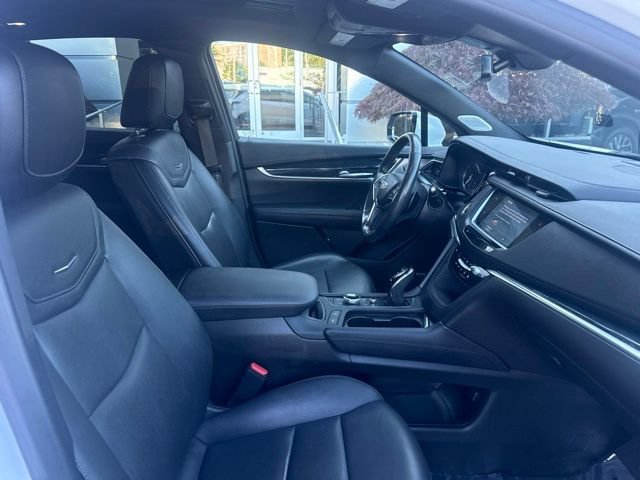 Used 2023 CRYSTAL WHITE TRICOAT Cadillac AWD Premium Luxury image 28